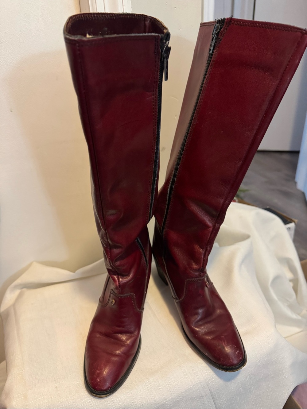 Women's Tall Burgundy Leather Zip-Front Boots